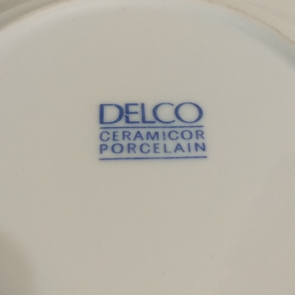 DELCO Ceramicor Porcelain Plates - Picture 2 of 4